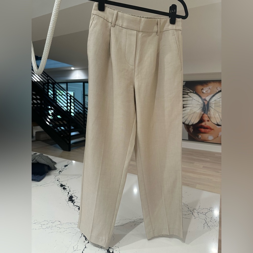 Reiss women’s beige pants.  Chic tailored pants with elastic band waist